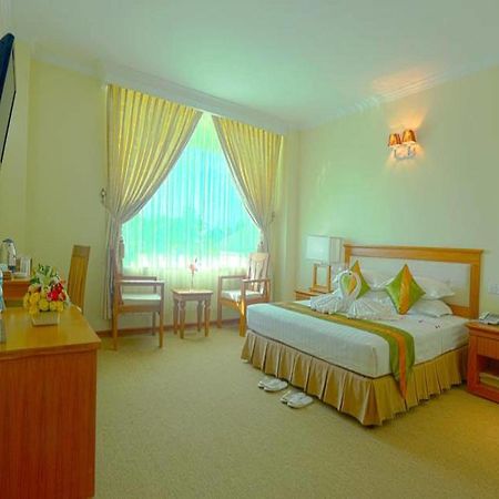 Apex Hotel Naypyidaw Екстериор снимка