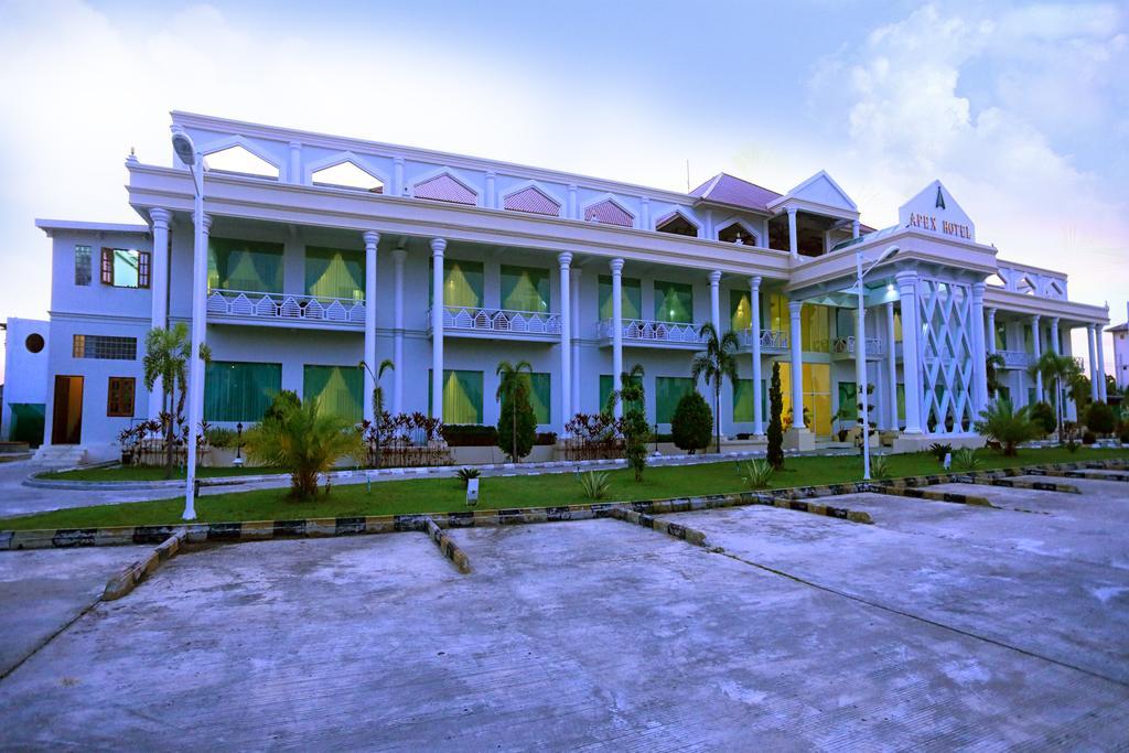 Apex Hotel Naypyidaw Екстериор снимка