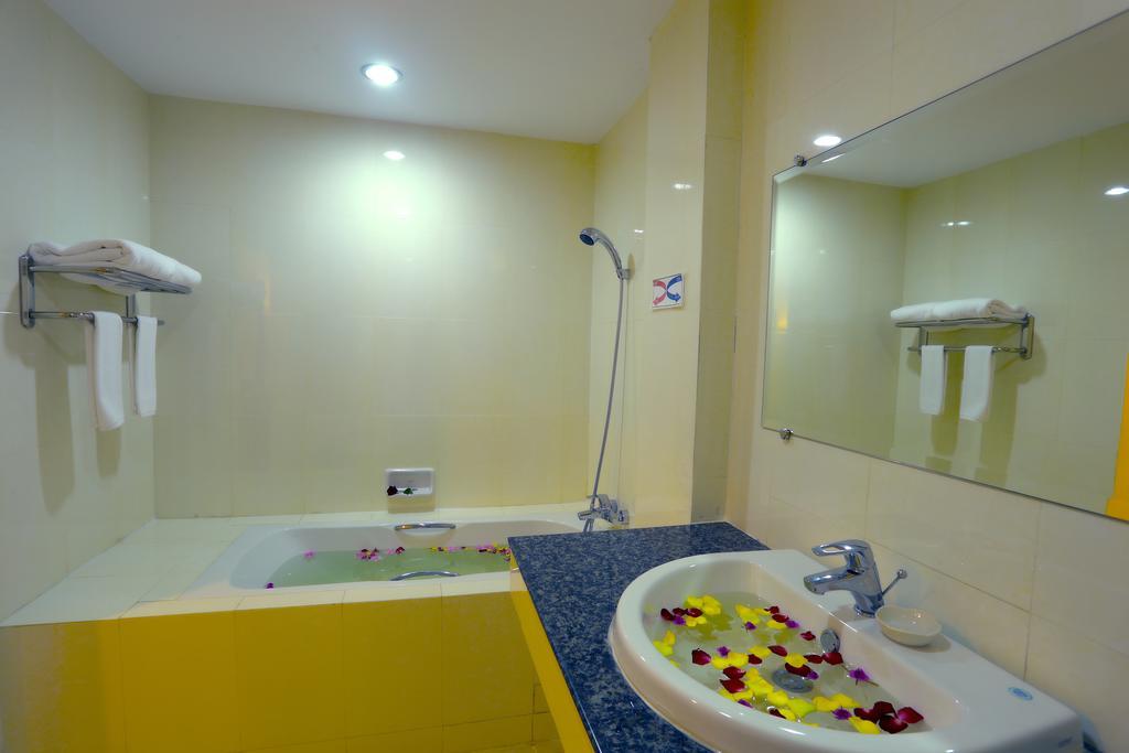 Apex Hotel Naypyidaw Стая снимка