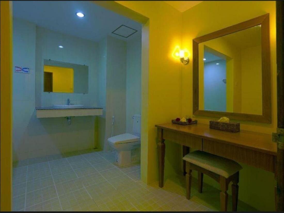 Apex Hotel Naypyidaw Екстериор снимка