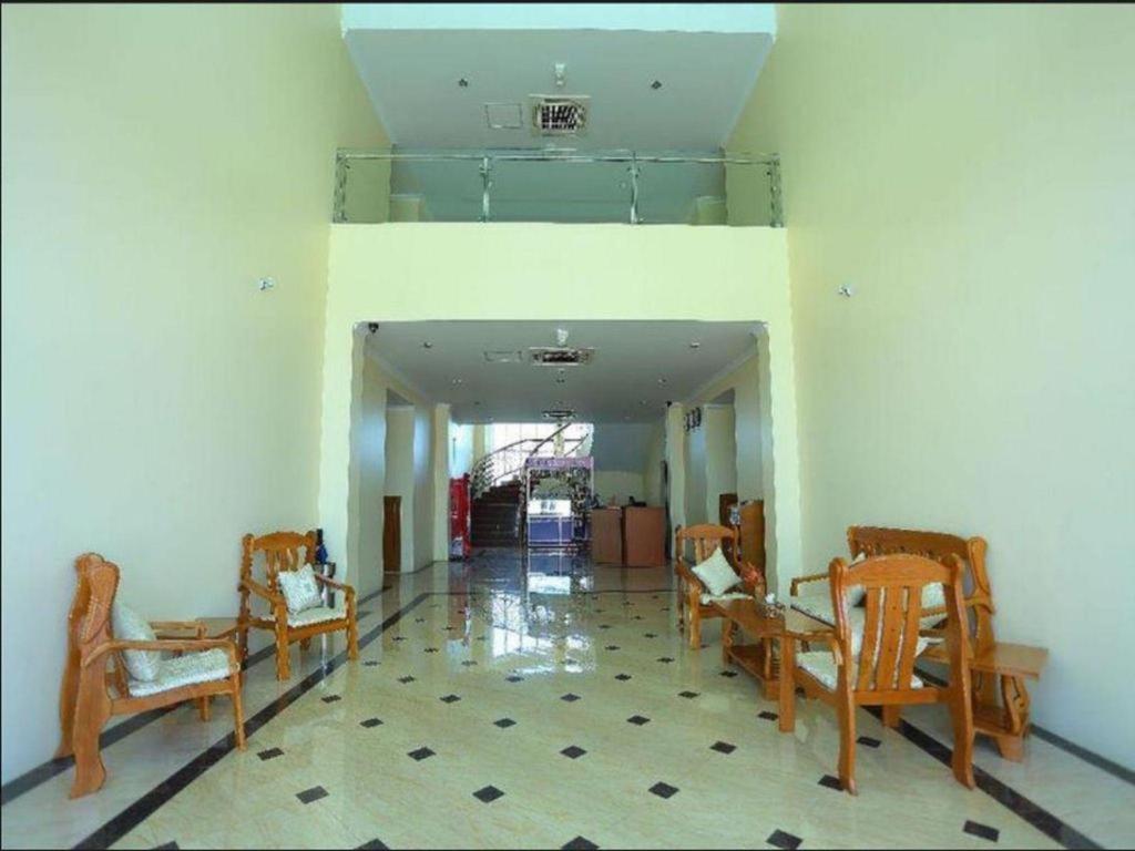 Apex Hotel Naypyidaw Екстериор снимка