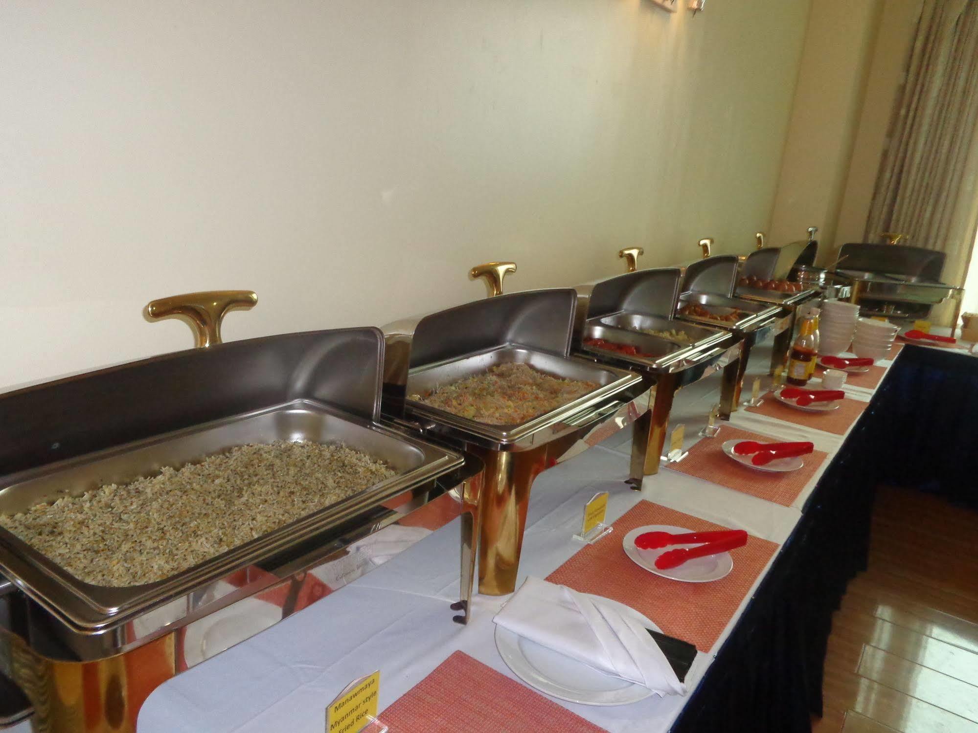 Apex Hotel Naypyidaw Екстериор снимка
